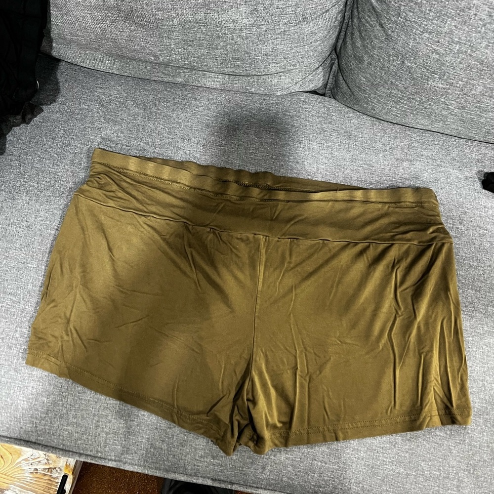 3 Pairs SHEIN Maternity High Waisted Shorts Size XL & XXL - Picture 4 of 4